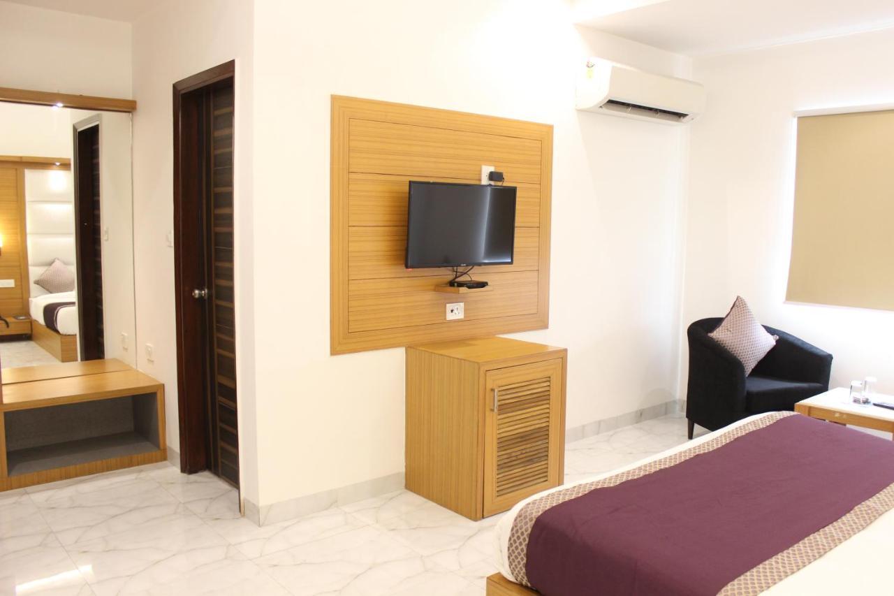 Hotel Aero Star Near Delhi Airport New Delhi Luaran gambar